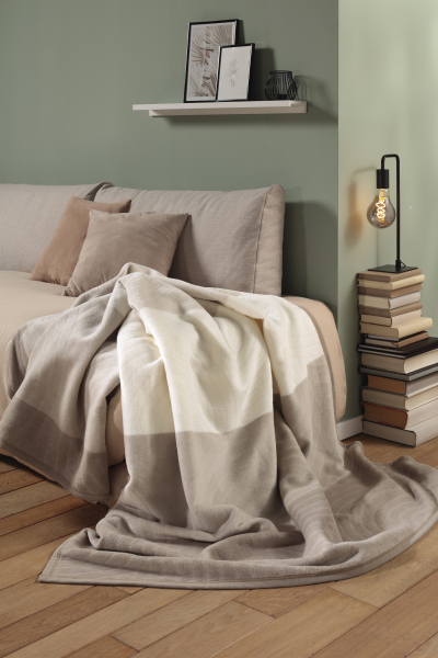 Biederlack Wohn- und Kuscheldecke 'Feel Modern' 150 x 200 cm Beige - Natur